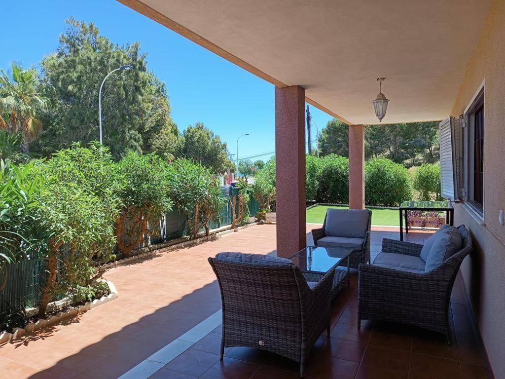 Villa Teresitas, Casa Grande En Gran Alacant Bagian luar foto